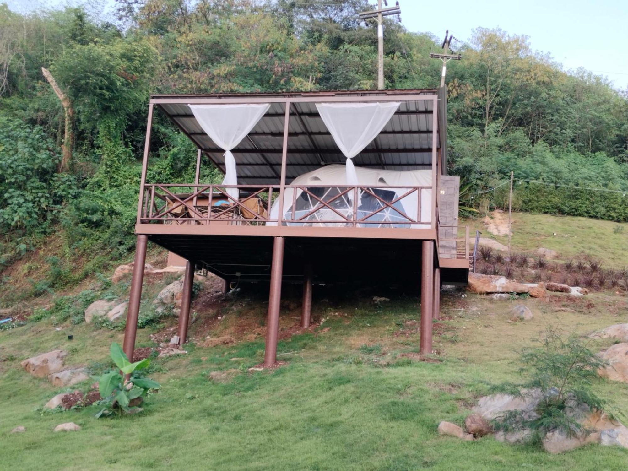 River Hill Khaoyai Glamping Pong Talong